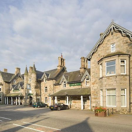 The Invercauld Arms Hotel Ballater Exterior foto