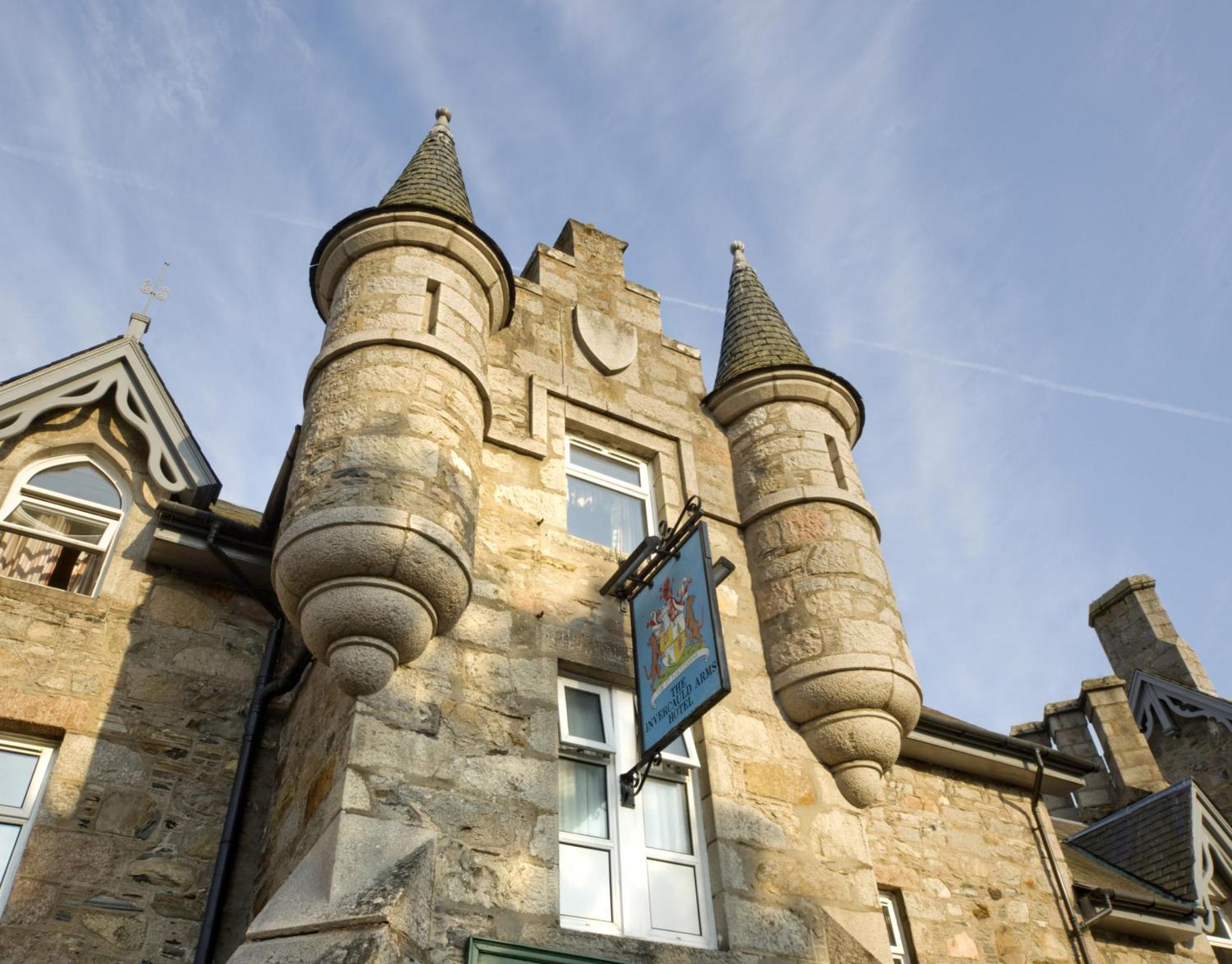 The Invercauld Arms Hotel Ballater Exterior foto